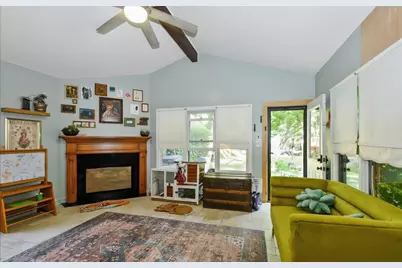 9615 Brandt Avenue, Oak Lawn, IL 60453 - Photo 6