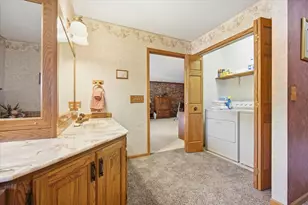 2 Breckenridge Dr, Bloomington, IL 61701 - Photo 28
