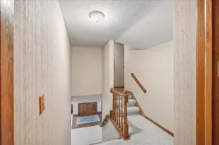 2 Breckenridge Dr, Bloomington, IL 61701 - Photo 38