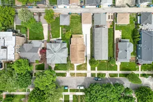 4036 W Warwick Ave, Chicago, IL 60641 - Photo 46