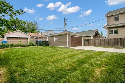 4036 W Warwick Avenue, Chicago, IL 60641 - Photo 42