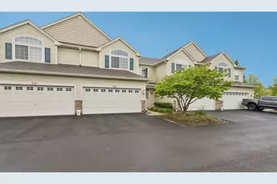 725 S Jade Lane, Round Lake, IL 60073 - Photo 1