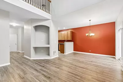 725 S Jade Lane, Round Lake, IL 60073 - Photo 4