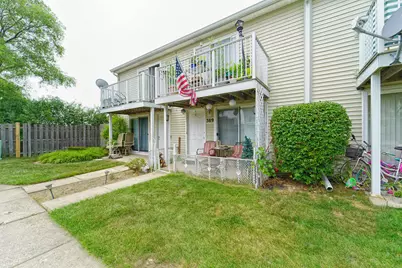 389 Meadow Green Lane #1, Round Lake Beach, IL 60073 - Photo 14