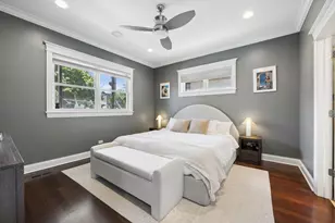 1039 W Grace St, Chicago, IL 60613 - Photo 16