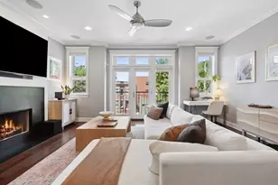 1039 W Grace St, Chicago, IL 60613 - Photo 6