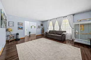 1393 Bryn Mawr St, Rockford, IL 61107 - Photo 8