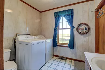 17331 Hillside Road, Morrison, IL 61270 - Photo 8