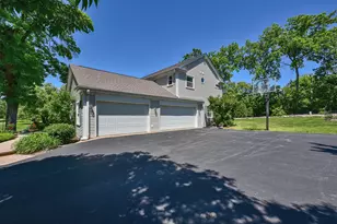 381 Grayfriars Ln, Inverness, IL 60067 - Photo 28