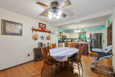 412 E Pine Street, Paxton, IL 60957 - Photo 6