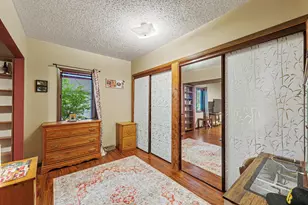 412 E Pine St, Paxton, IL 60957 - Photo 10