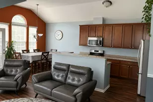 6541 Lilac Blvd, Hanover Park, IL 60133 - Photo 6