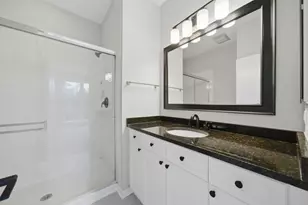 1225 N Sedgwick St, Chicago, IL 60610 - Photo 12