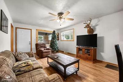413 S May Street, Joliet, IL 60436 - Photo 6