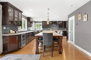 1906 Stoddard Ave, Wheaton, IL 60187 - Photo 12