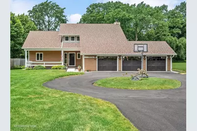 1906 Stoddard Avenue, Wheaton, IL 60187 - Photo 1