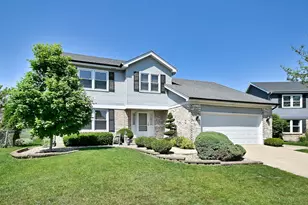 1350 W Barnwall Dr, Addison, IL 60101 - Photo 2