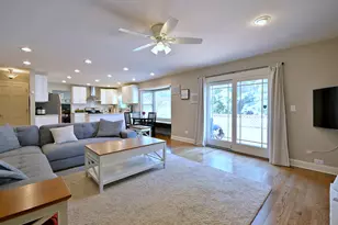 1350 W Barnwall Dr, Addison, IL 60101 - Photo 16