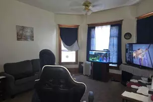 80 W 4th St, Dallas City, IL 62330 - Photo 2