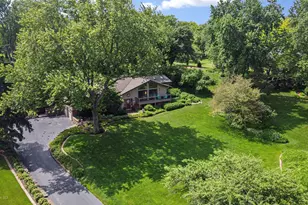 40484 Sunset Dr N, Antioch, IL 60002 - Photo 2