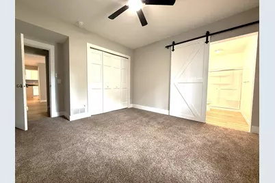 409 E Chestnut Street, Paxton, IL 60957 - Photo 10