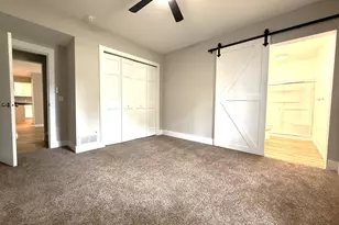 409 E Chestnut St, Paxton, IL 60957 - Photo 10