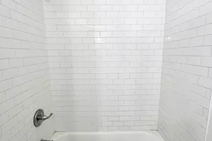 3939 W Iowa St, Chicago, IL 60651 - Photo 12