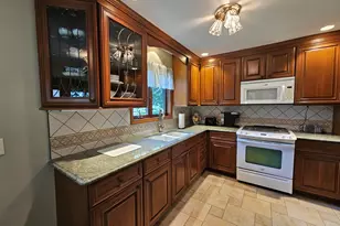 48 N Market St, Momence, IL 60954 - Photo 6