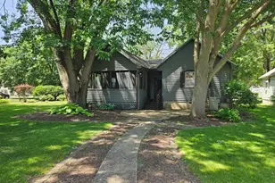 48 N Market St, Momence, IL 60954 - Photo 22