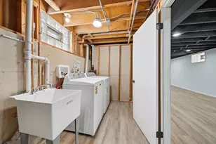 10439 S Drake Ave, Chicago, IL 60655 - Photo 14
