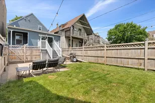 3439 N Paulina St, Chicago, IL 60657 - Photo 32