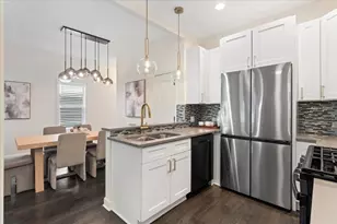 3439 N Paulina St, Chicago, IL 60657 - Photo 8