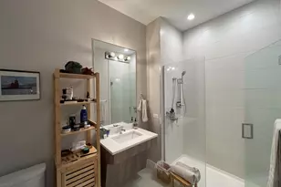 3757 N Sheffield Ave, Chicago, IL 60613 - Photo 10