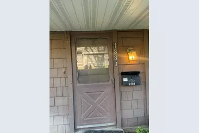1333 Court Leona, Hanover Park, IL 60133 - Photo 2