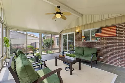 407 W Tanglewood Drive, Arlington Heights, IL 60004 - Photo 22