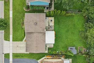 407 W Tanglewood Dr, Arlington Heights, IL 60004 - Photo 28