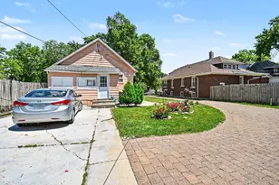 919 N Center St, Joliet, IL 60435 - Photo 4