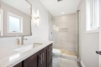 687 S Spring Road, Elmhurst, IL 60126 - Photo 12