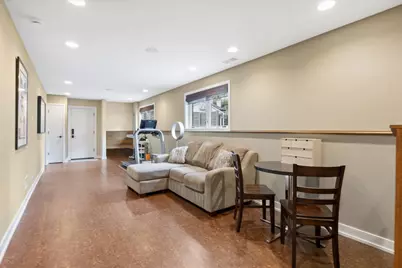 687 S Spring Road, Elmhurst, IL 60126 - Photo 22