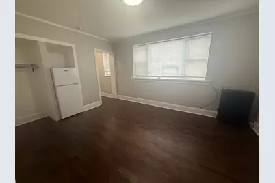 6912 N Ashland Boulevard #403, Chicago, IL 60626 - Photo 2