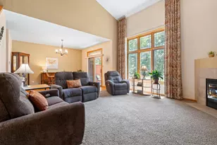 10711 Canterbury Dr, Mokena, IL 60448 - Photo 6
