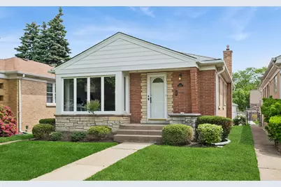 6341 N Tripp Avenue, Chicago, IL 60646 - Photo 1