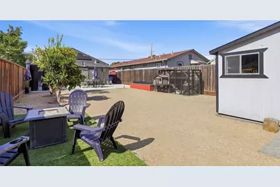 827 Central Avenue, Hollister, CA 95023 - Photo 26
