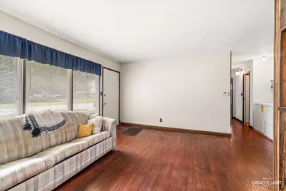 825 Foran Lane, Aurora, IL 60506 - Photo 4