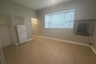 6912 N Ashland Blvd, Chicago, IL 60626 - Photo 2