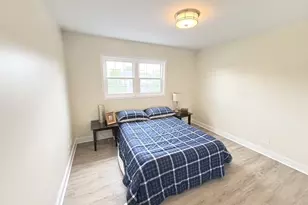 1953 Bayview Ln, Aurora, IL 60506 - Photo 8