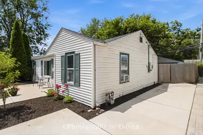 213 Belle Aire Avenue, Bourbonnais, IL 60914 - Photo 2