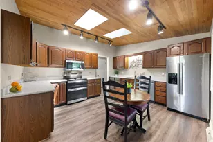 403 W Harding Rd, Lombard, IL 60148 - Photo 10