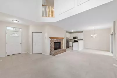 641 Bridle Court #641, Lakemoor, IL 60051 - Photo 4