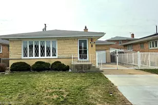 8517 W Carmen Ave, Chicago, IL 60656 - Photo 2